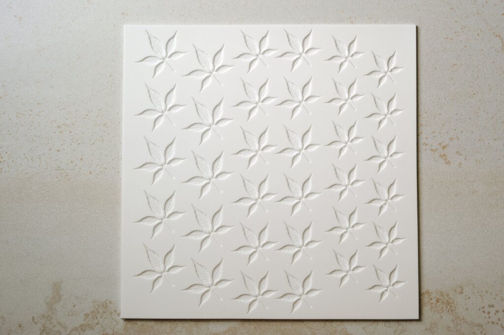 DECORART - STAMPO PER DECORAZIONE FOGLIA CANAPA